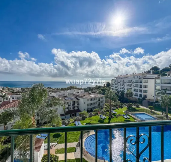 Продажа апартаментов на среднем этаже в Mijas