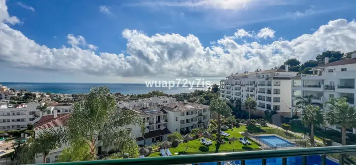 Продажа апартаментов на среднем этаже в Mijas 1