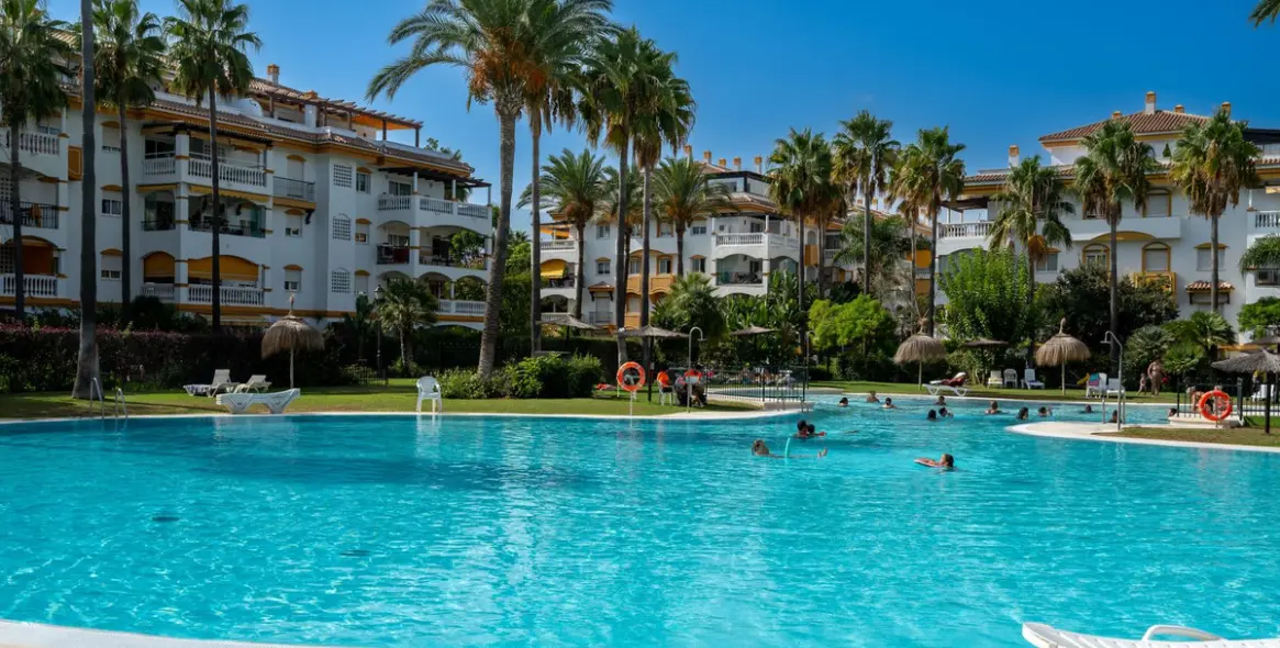 Продажа пентхауса в Nueva Andalucía 16