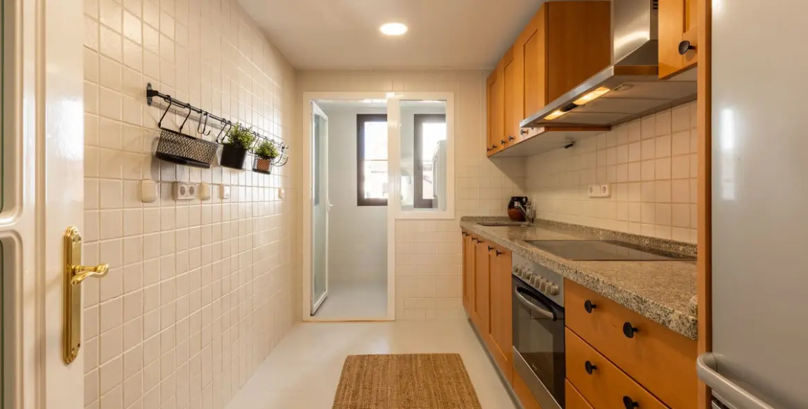 Продажа апартаментов на среднем этаже в Los Arqueros 11