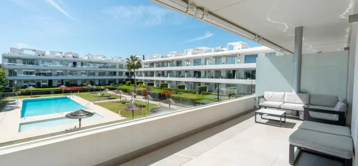 Middle floor apartment R5018062 0