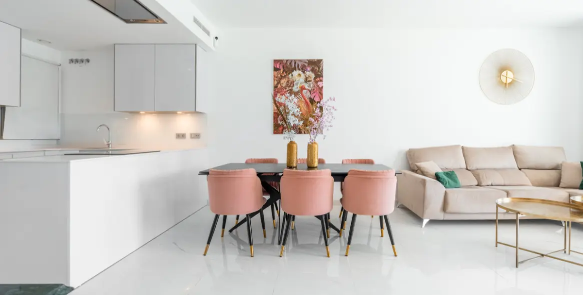 Sale of middle floor apartment in Estepona (district Estepona) 3