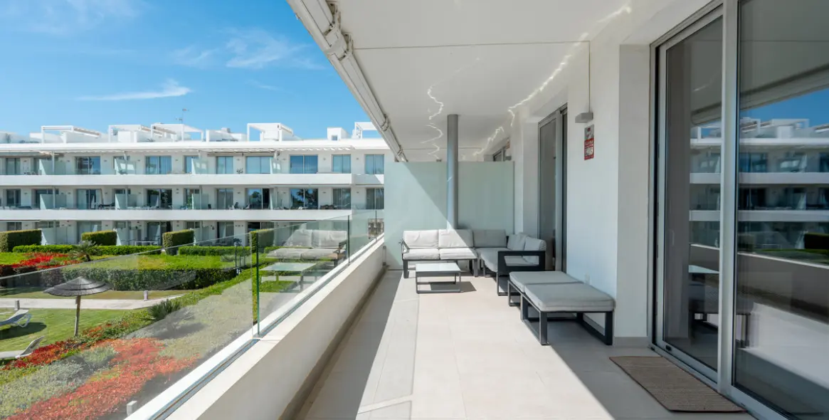 Sale of middle floor apartment in Estepona (district Estepona) 4