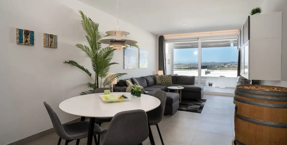 Продажа апартаментов на среднем этаже в Torreblanca 3