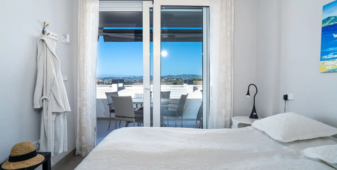 Продажа апартаментов на среднем этаже в Torreblanca 8