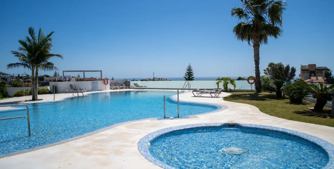 Продажа апартаментов на среднем этаже в Torreblanca 20