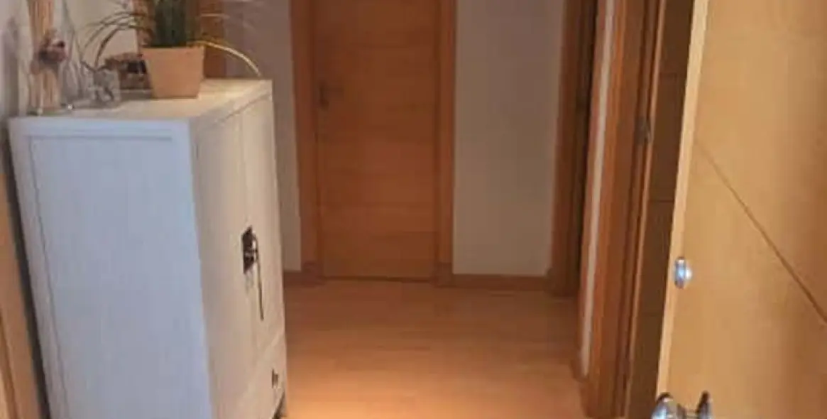 Продажа апартаментов на первом этаже в Ciudad Jardín 17