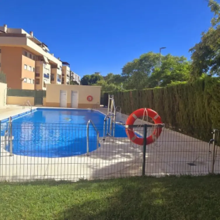 Sale of ground floor apartment in Ciudad Jardín