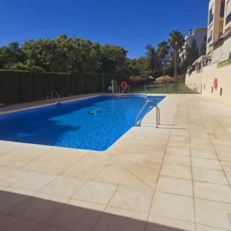 Sale of ground floor apartment in Ciudad Jardín