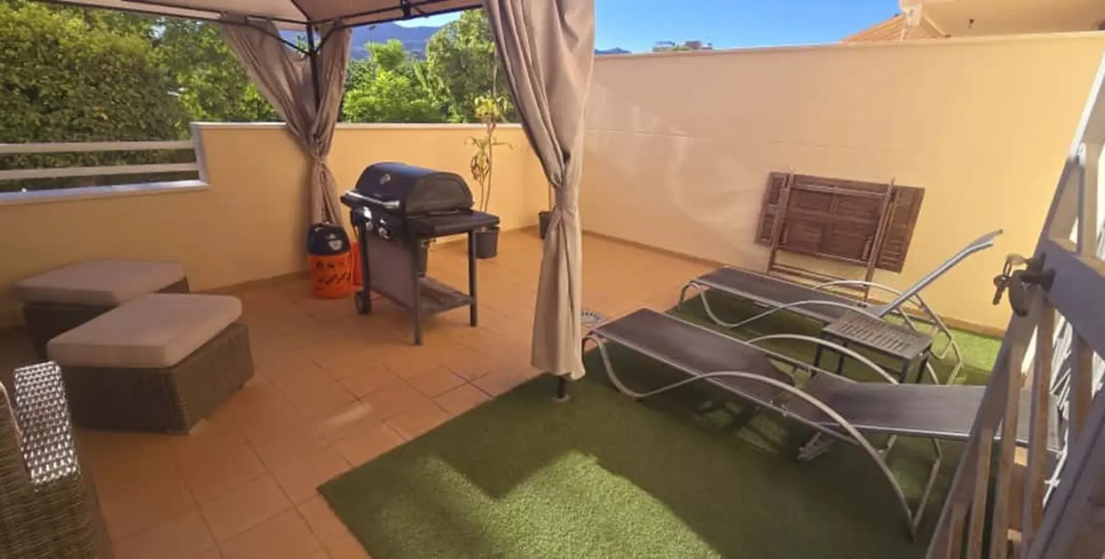 Sale of ground floor apartment in Ciudad Jardín 4