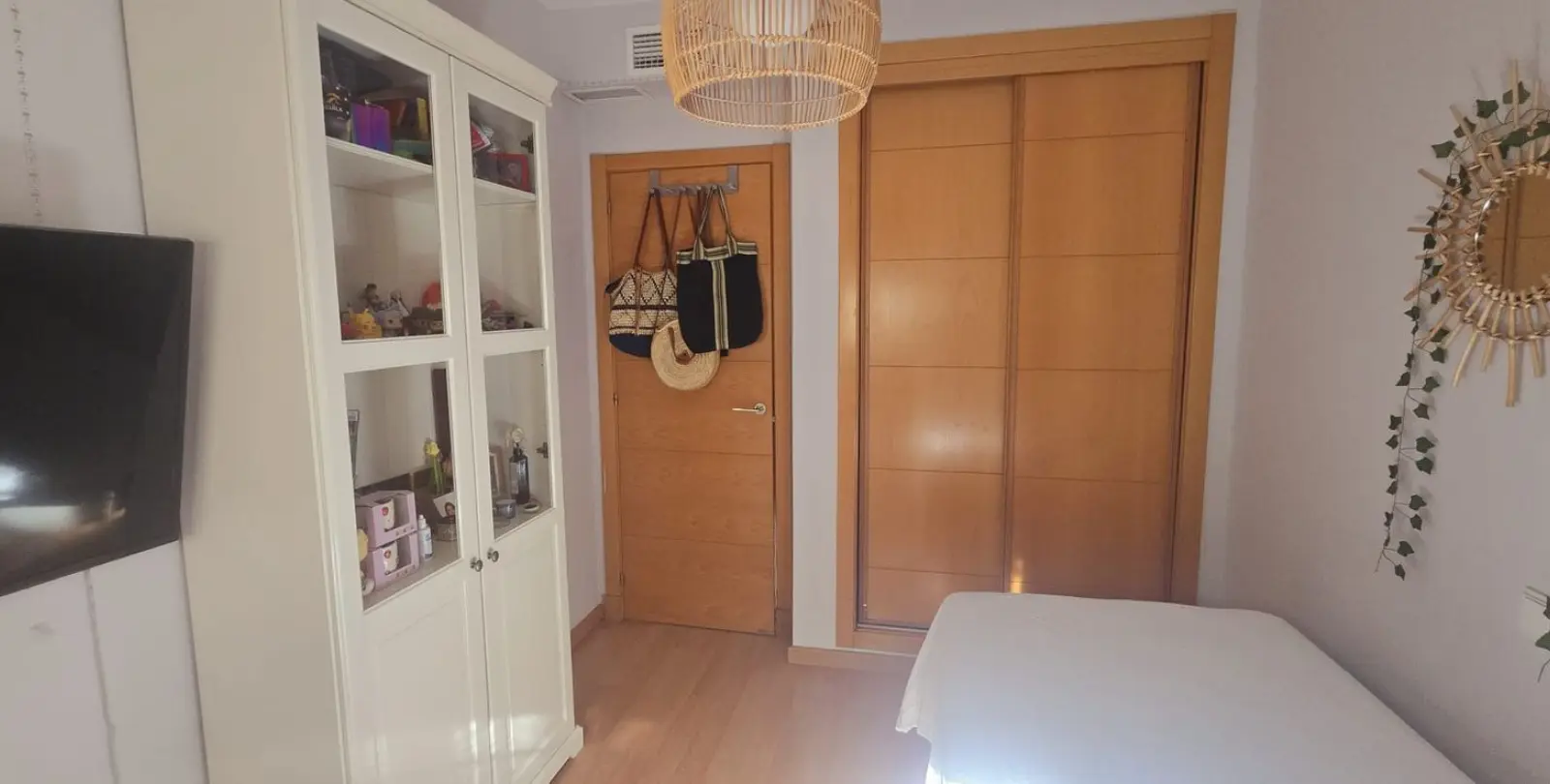 Sale of ground floor apartment in Ciudad Jardín 9