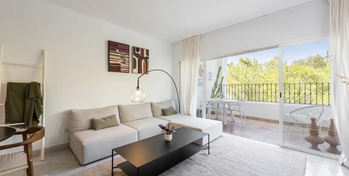 Продажа апартаментов на среднем этаже в La Quinta 4