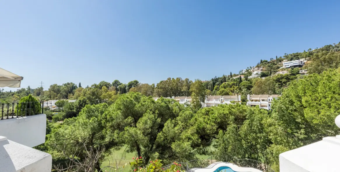 Продажа апартаментов на среднем этаже в La Quinta 19