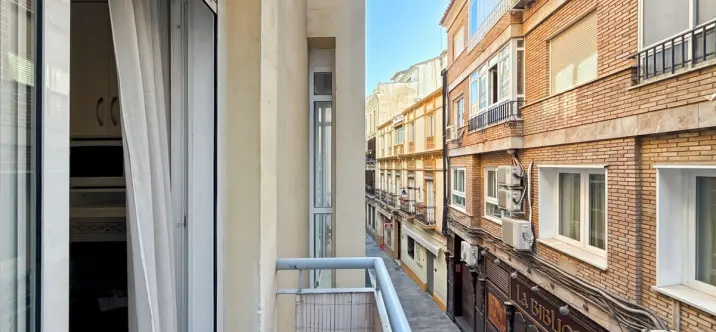 Sale of middle floor apartment in Centro Histórico 0