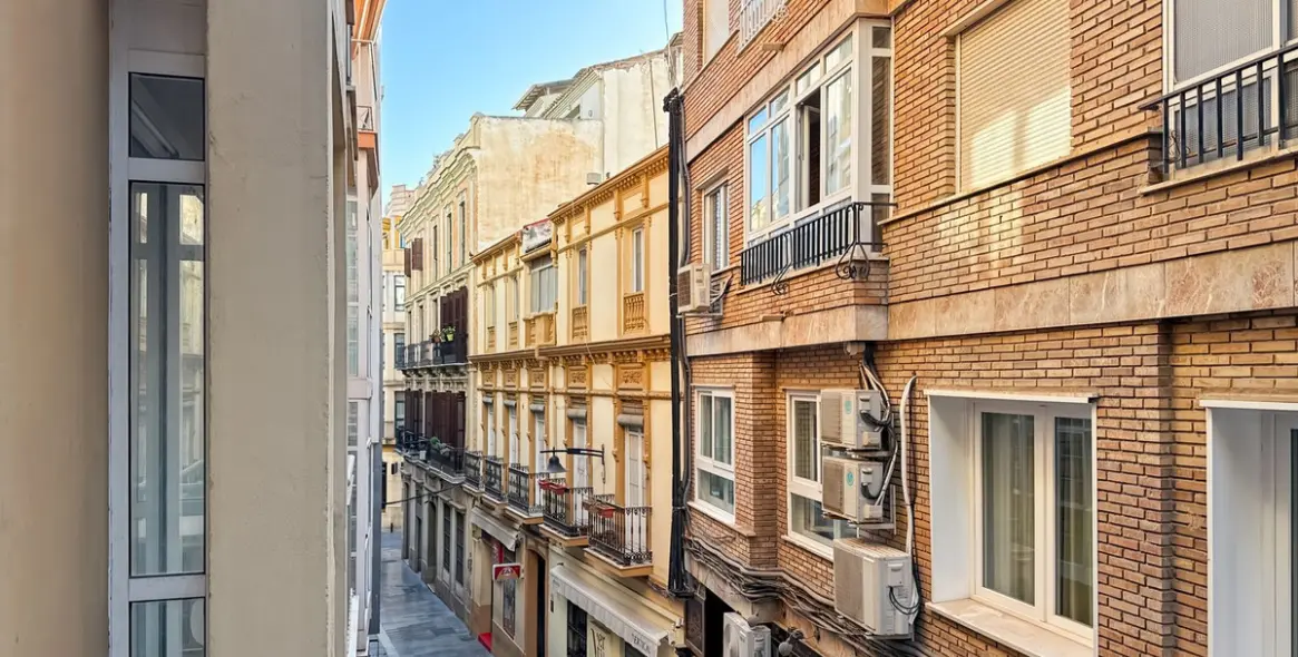 Sale of middle floor apartment in Centro Histórico 2