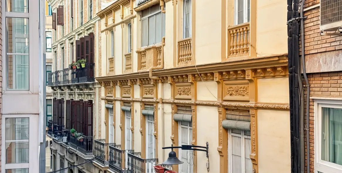 Sale of middle floor apartment in Centro Histórico 6