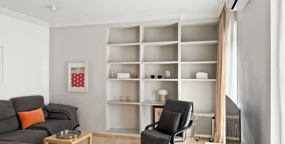 Sale of middle floor apartment in Centro Histórico 14