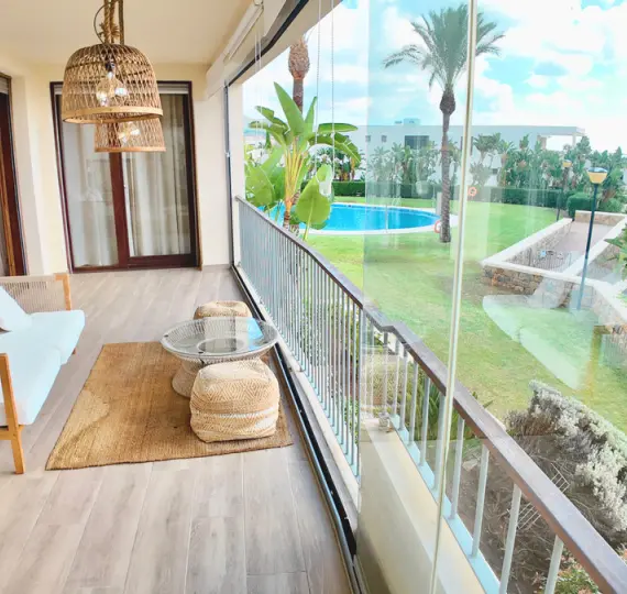 Sale of ground floor apartment in Marbella