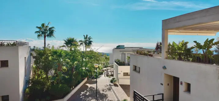 Sale of ground floor apartment in Marbella 1