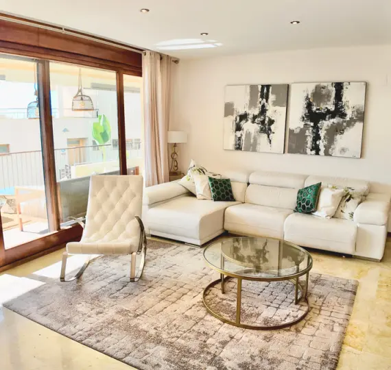Sale of ground floor apartment in Marbella