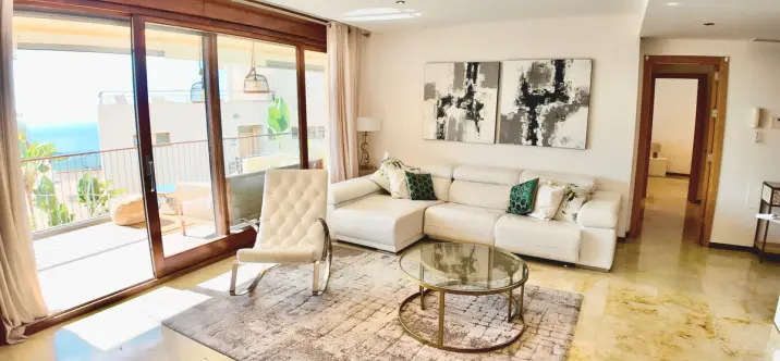 Sale of ground floor apartment in Marbella 3