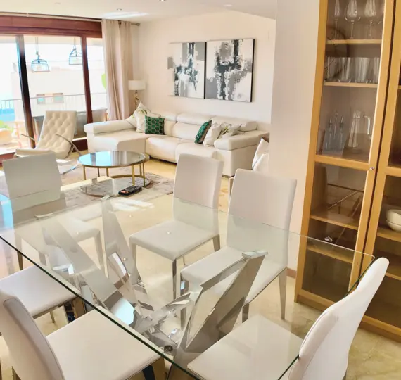 Sale of ground floor apartment in Marbella