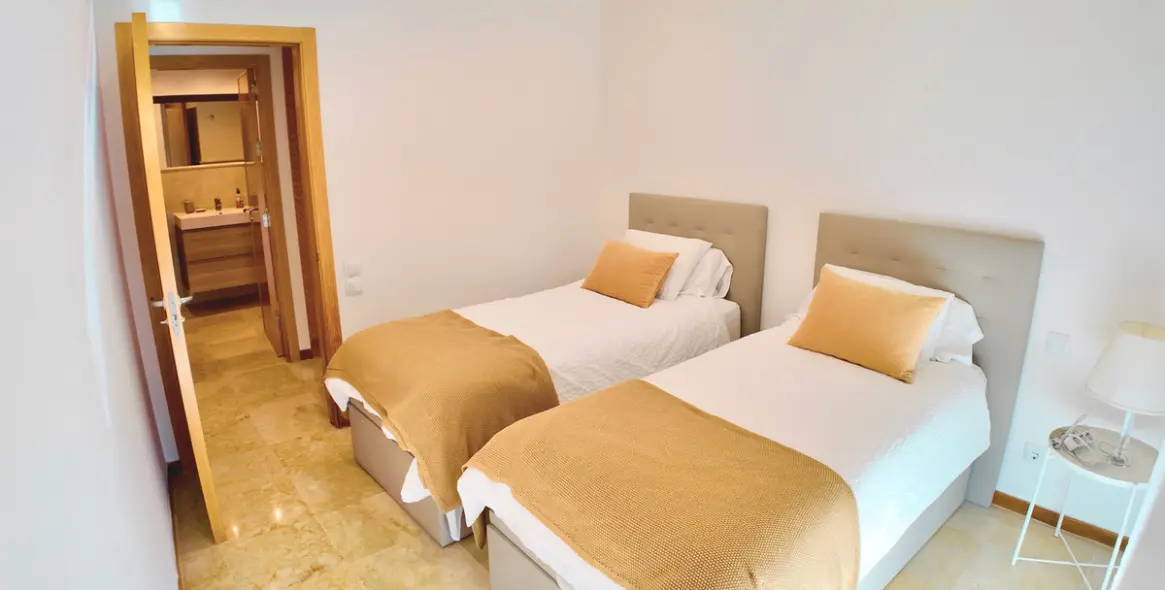 Sale of ground floor apartment in Marbella 16