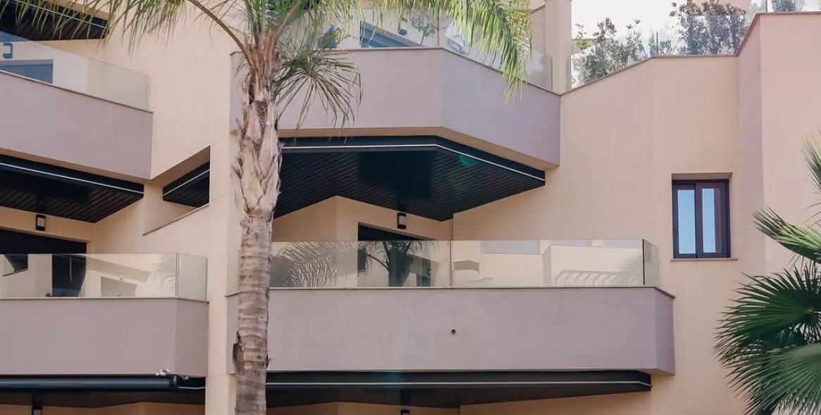 Sale of middle floor apartment in Vélez-Málaga 1