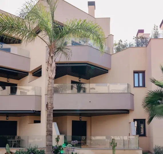 Sale of middle floor apartment in Vélez-Málaga