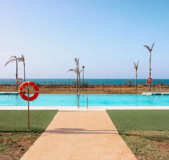 Sale of middle floor apartment in Vélez-Málaga