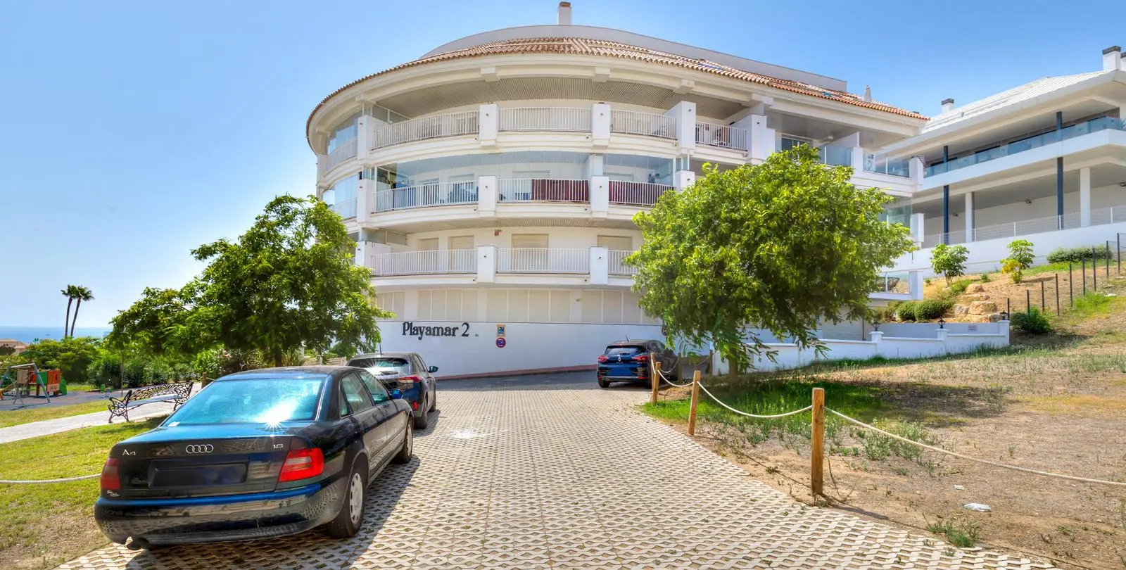 Sale of penthouse in Fuengirola 26