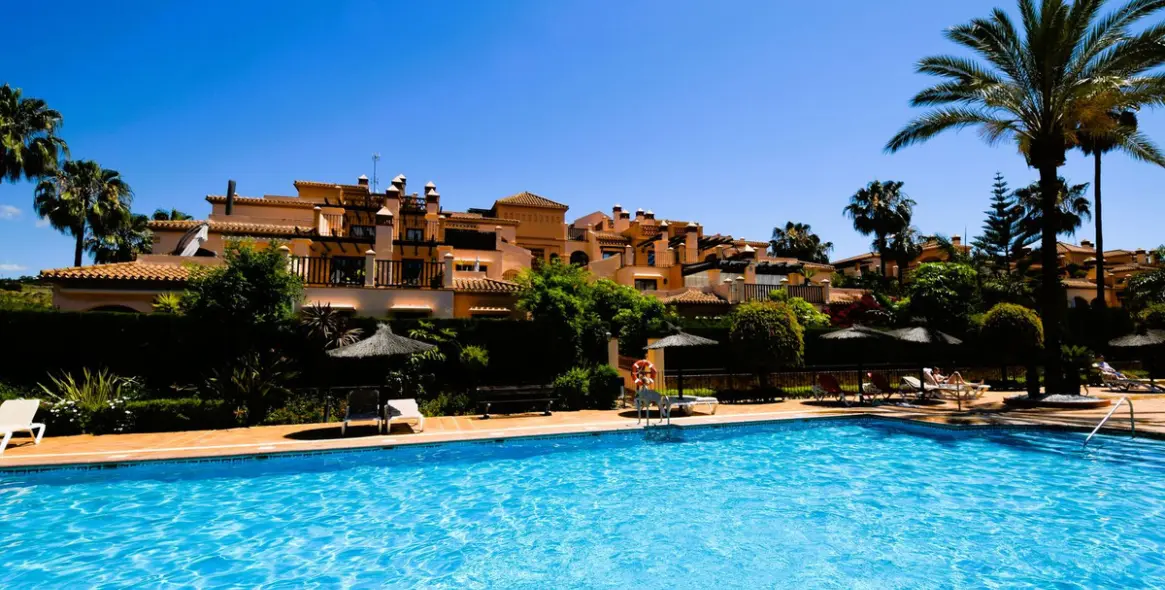 Sale of ground floor apartment in La Cala de Mijas 1