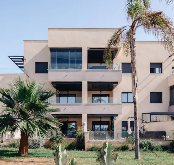 Sale of middle floor apartment in Vélez-Málaga