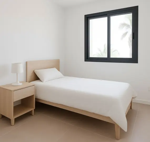 Sale of middle floor apartment in Vélez-Málaga