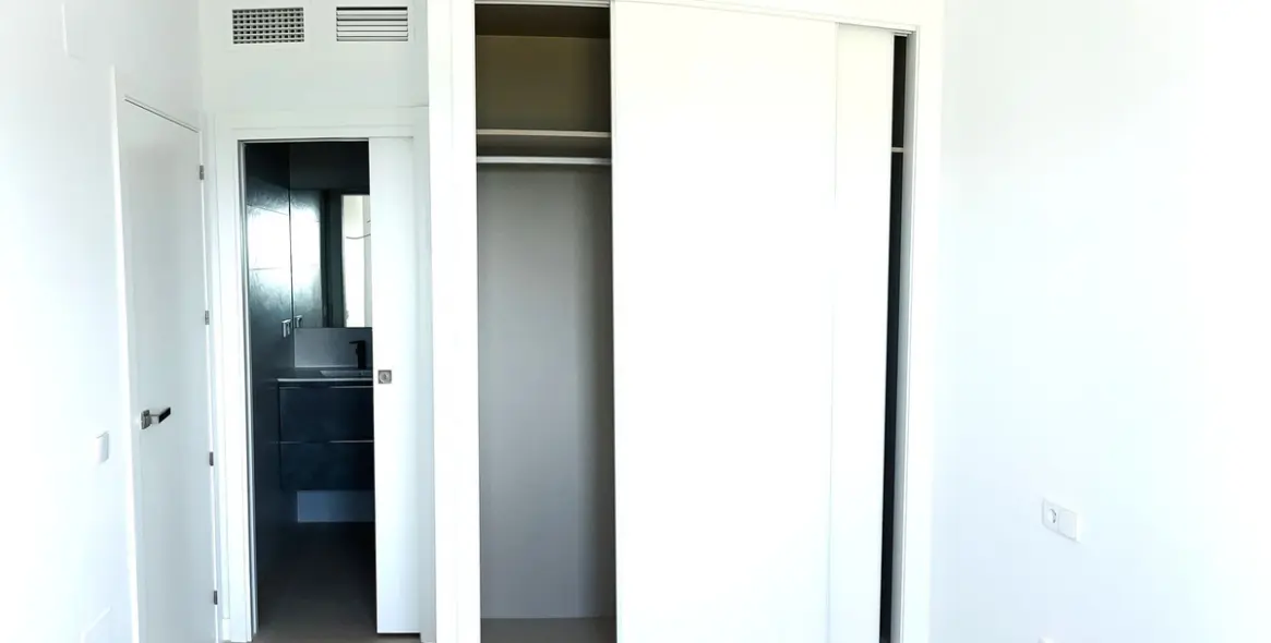 Sale of middle floor apartment in Vélez-Málaga 13