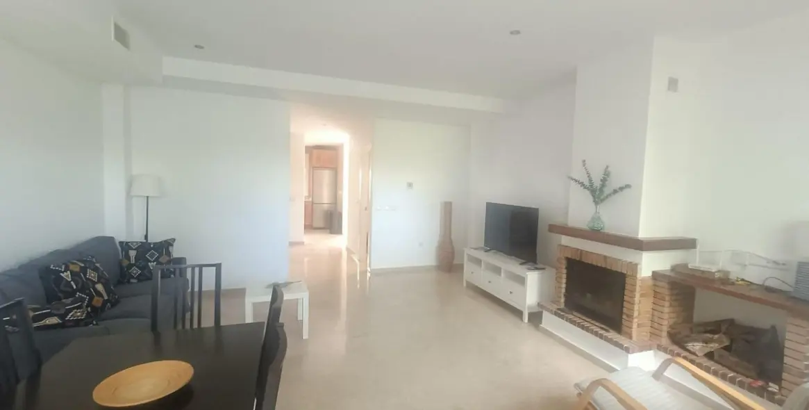 Продажа таунхауса в Alhaurín de la Torre 2