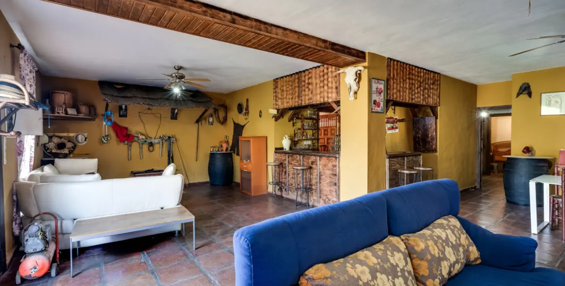 Sale of finca - cortijo in Monda 4