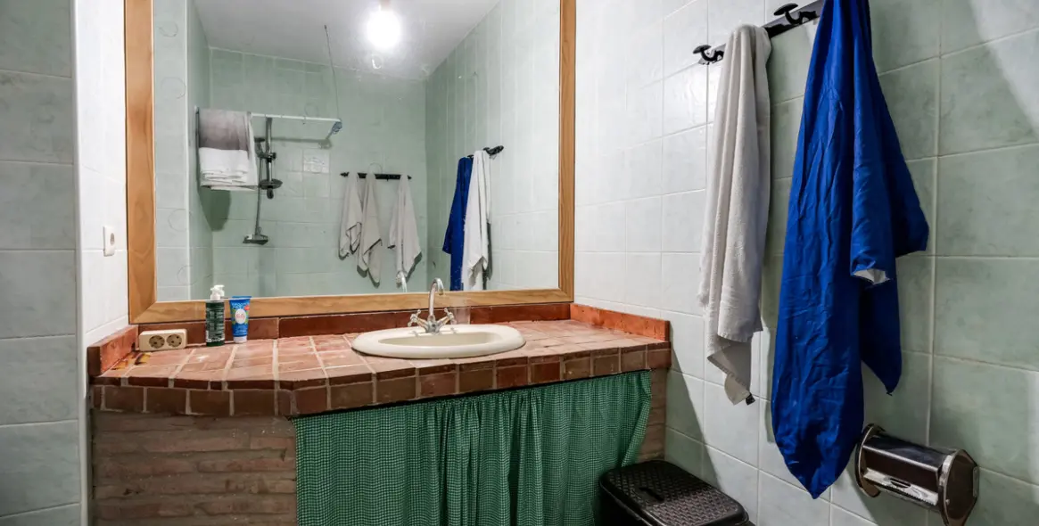 Sale of finca - cortijo in Monda 9