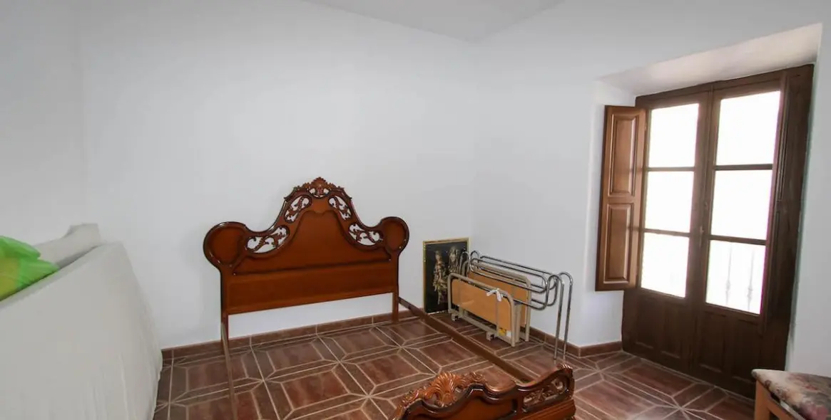 Продажа таунхауса в Guaro 13