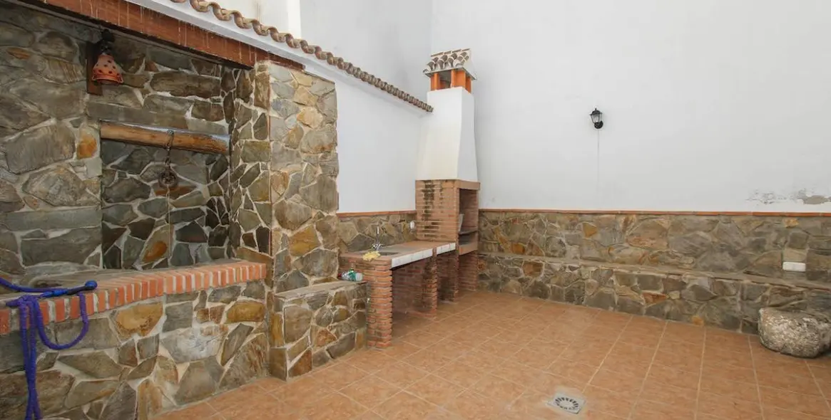 Продажа таунхауса в Guaro 23