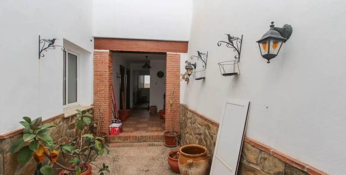 Продажа таунхауса в Guaro 26