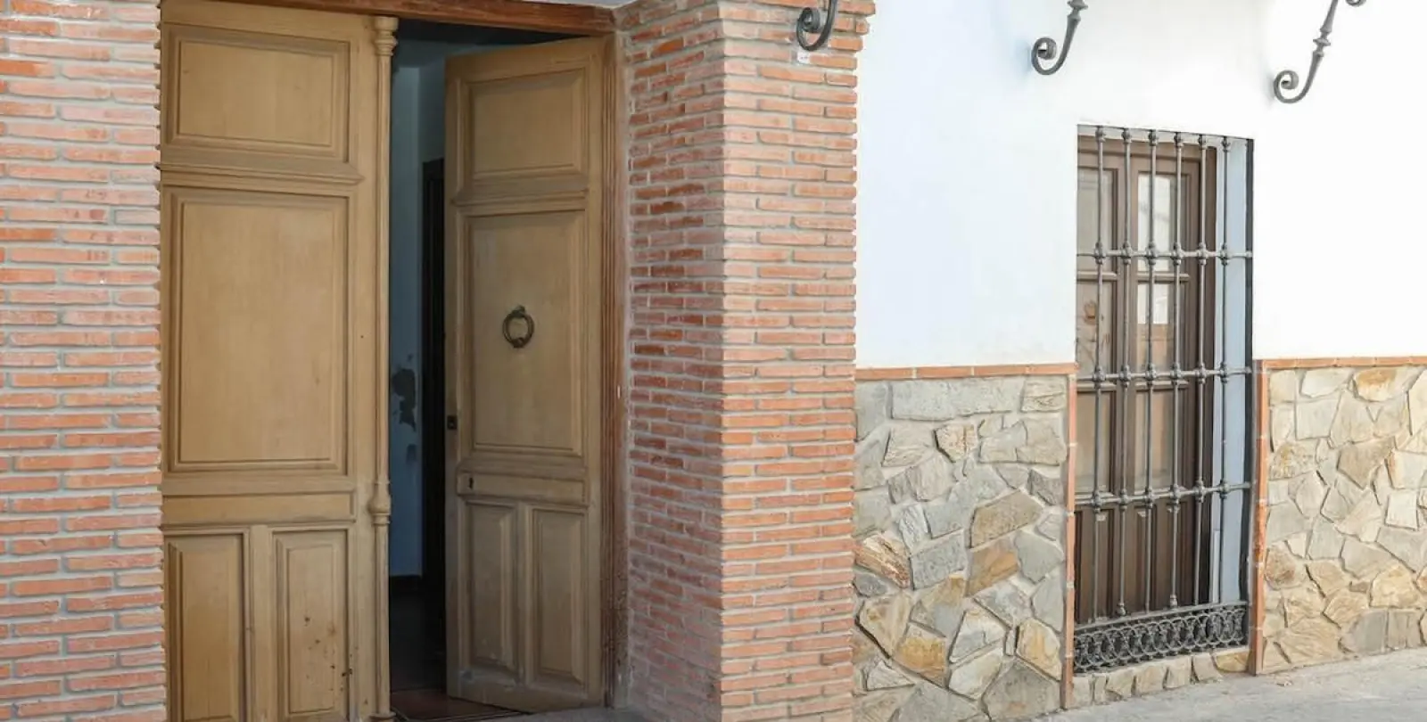 Sale of townhouse in Guaro 5