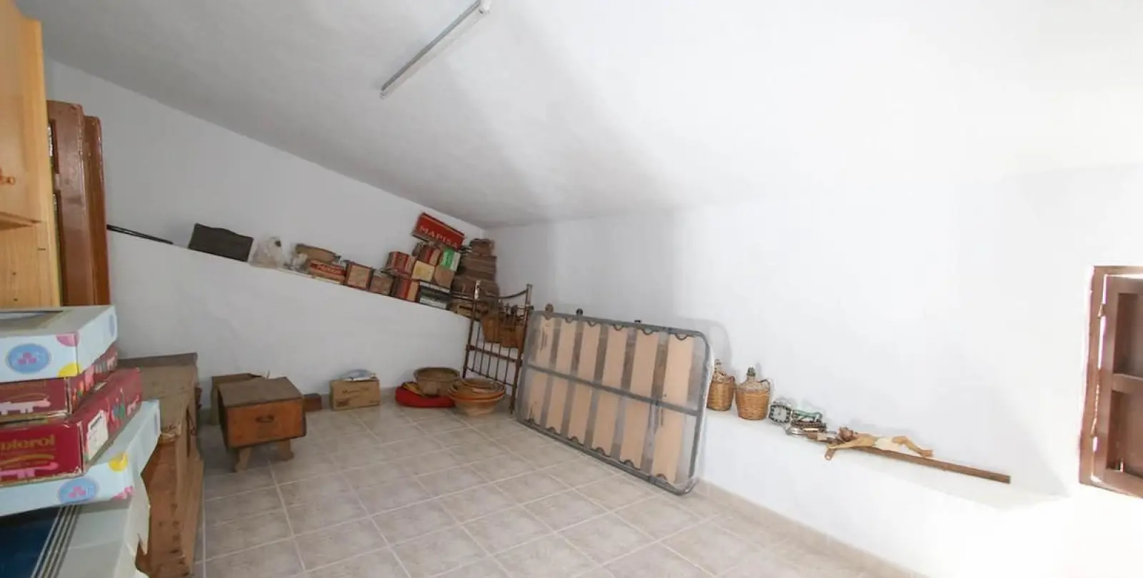 Sale of townhouse in Guaro 12