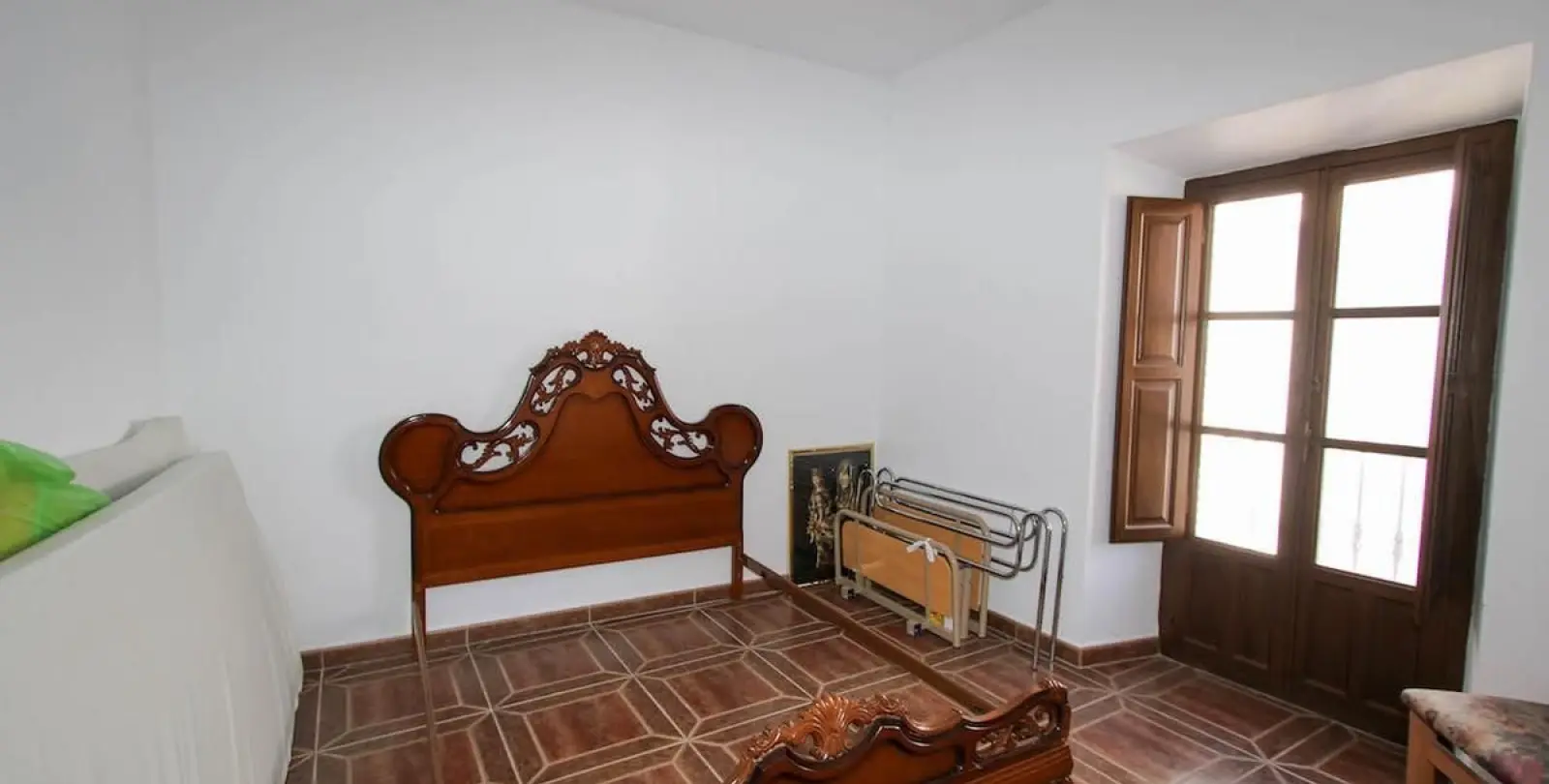 Sale of townhouse in Guaro 13