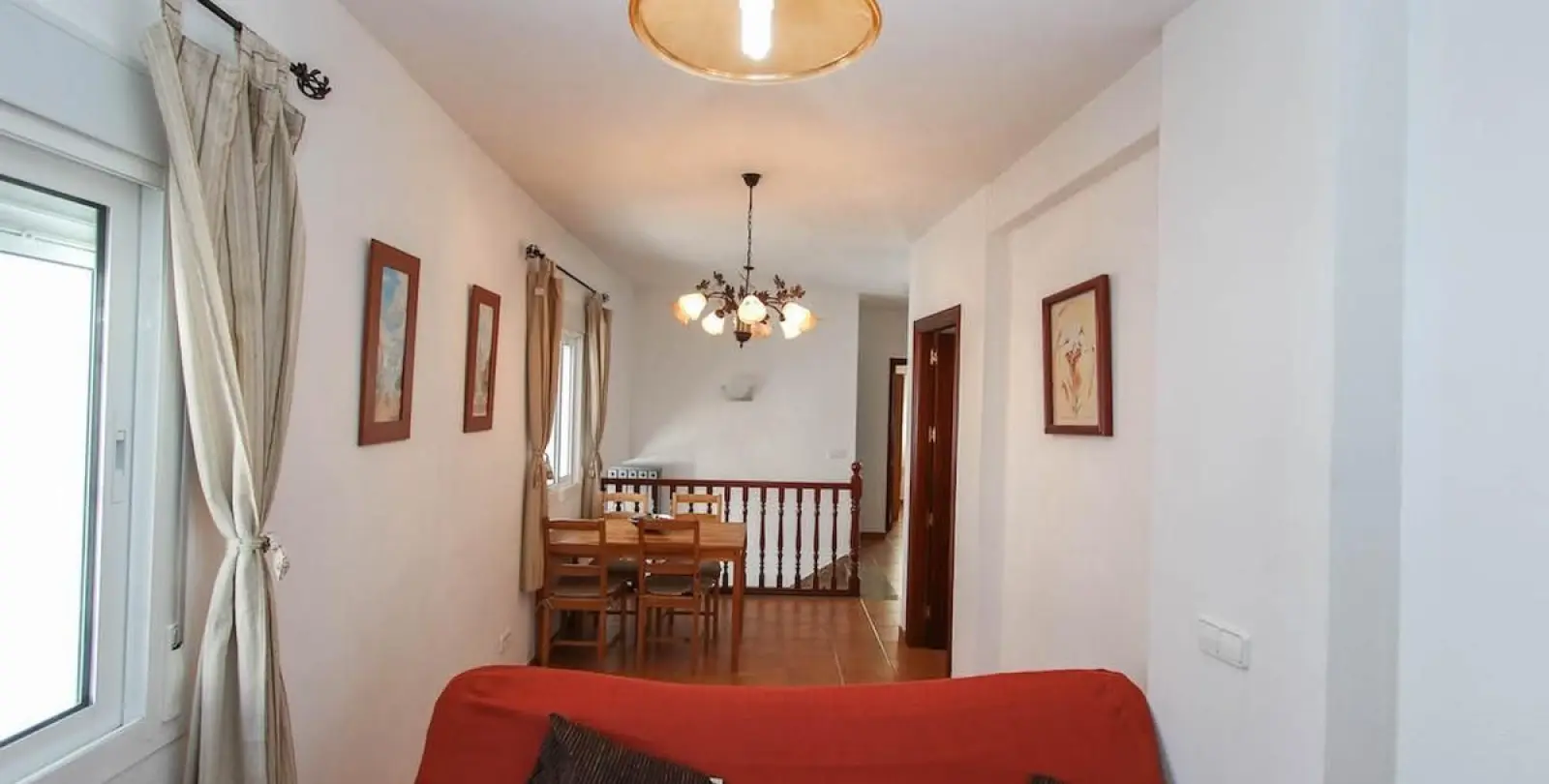 Sale of townhouse in Guaro 30