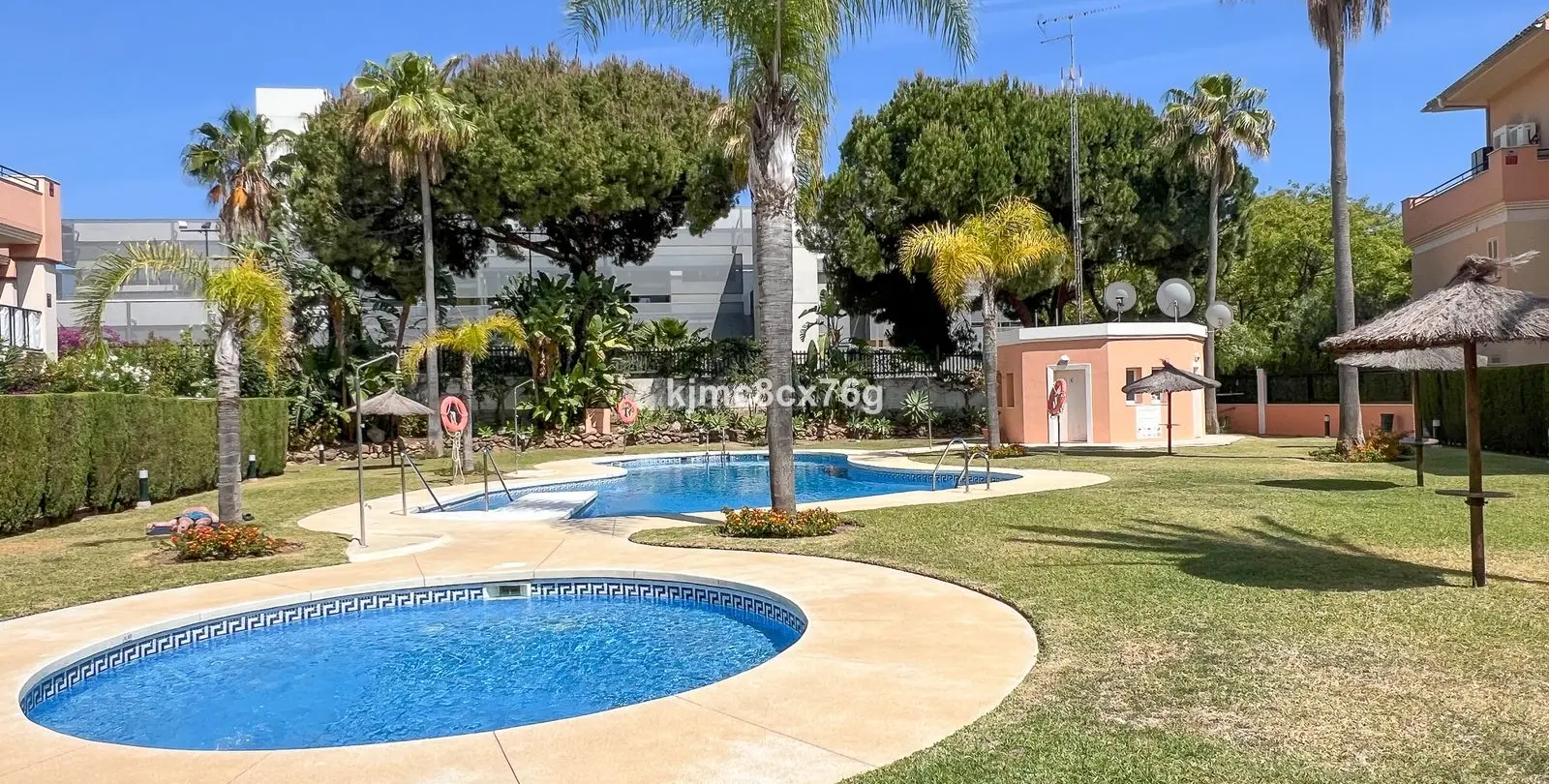 Продажа апартаментов на среднем этаже в Marbella 29