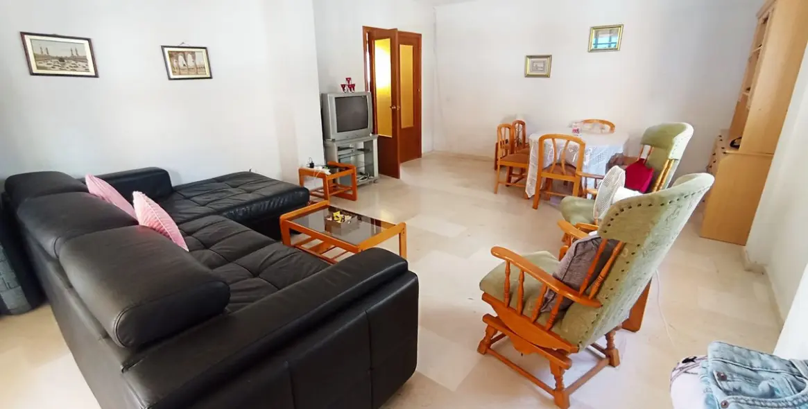 Продажа апартаментов на среднем этаже в Fuengirola 2