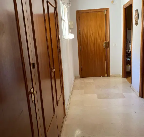 Продажа апартаментов на среднем этаже в Fuengirola