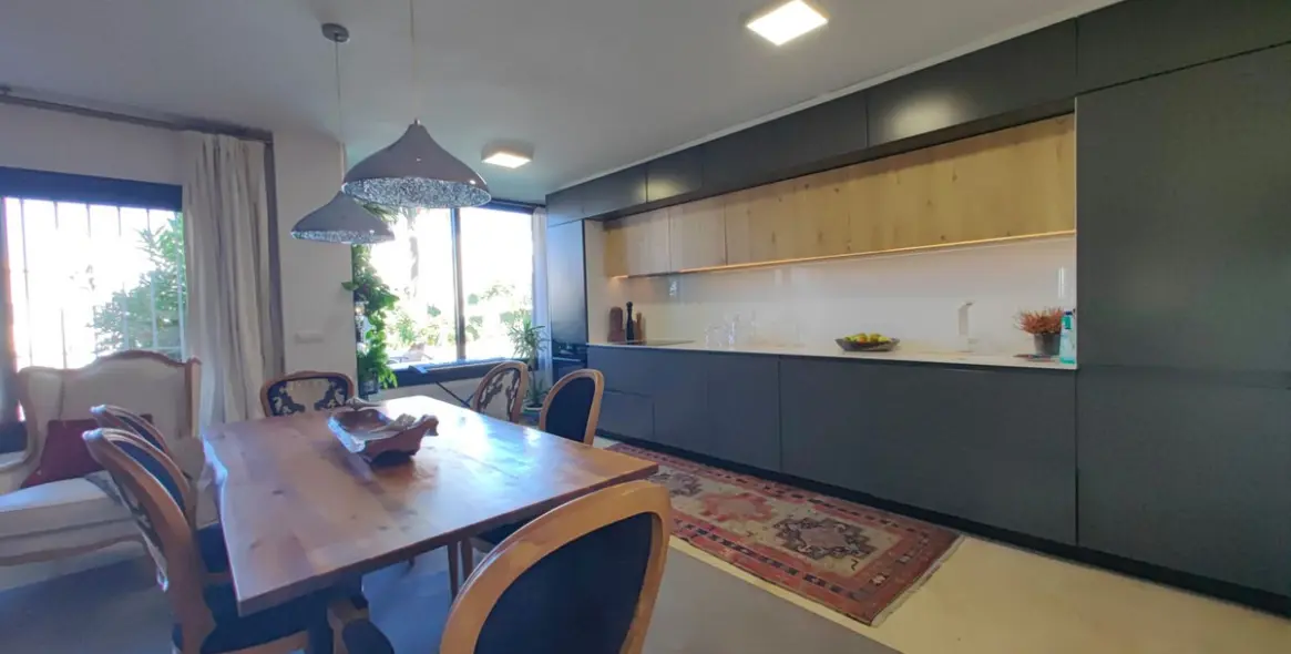 Sale of duplex in Estepona 2