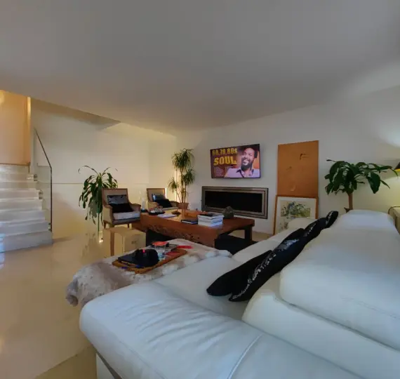 Sale of duplex in Estepona